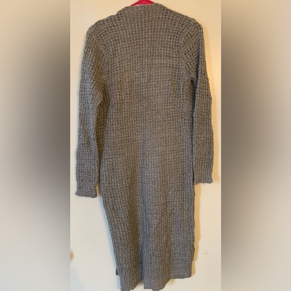 Ashley by 26 International Gray Cable Knit Long Sweater - Small - Picture 2 of 5